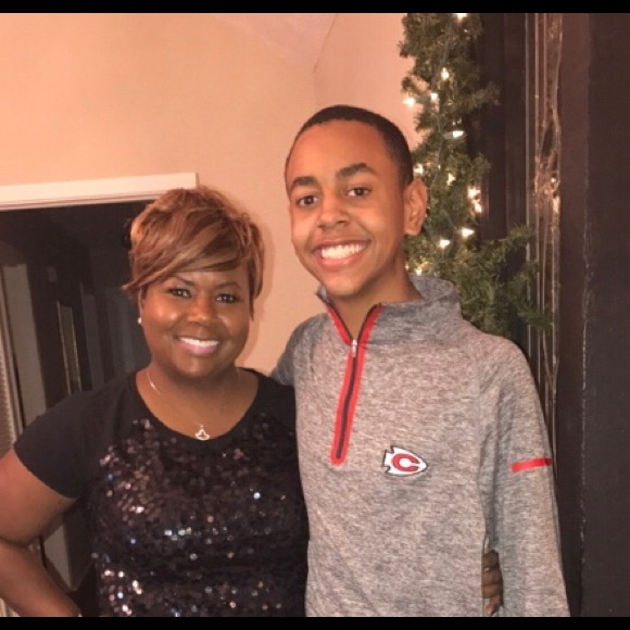 Meet your Posh Ambassador, Areda! - Picture 5 of 7